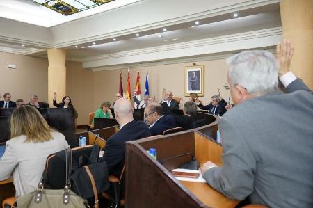 Imagen El Pleno de la Diputación de Segovia aprueba una declaración institucional de apoyo al Ayuntamiento de El Espinar en sus reivindicaciones para la apertura del peaje de San Rafael