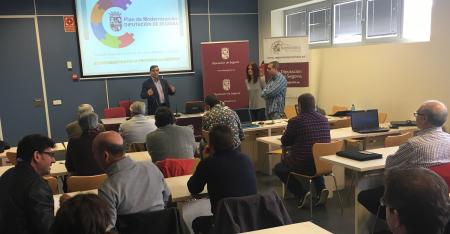 Imagen Los ediles de 172 ayuntamientos de menos de 1.000 habitantes ya pueden firmar electrónicamente, gracias a la Diputación